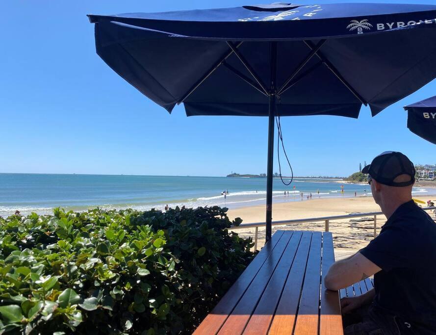 Alex Heads Beachfront King Bed *
